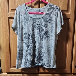 Zenergy By Chico's Elegant Gray Floral Short Sleeve Top